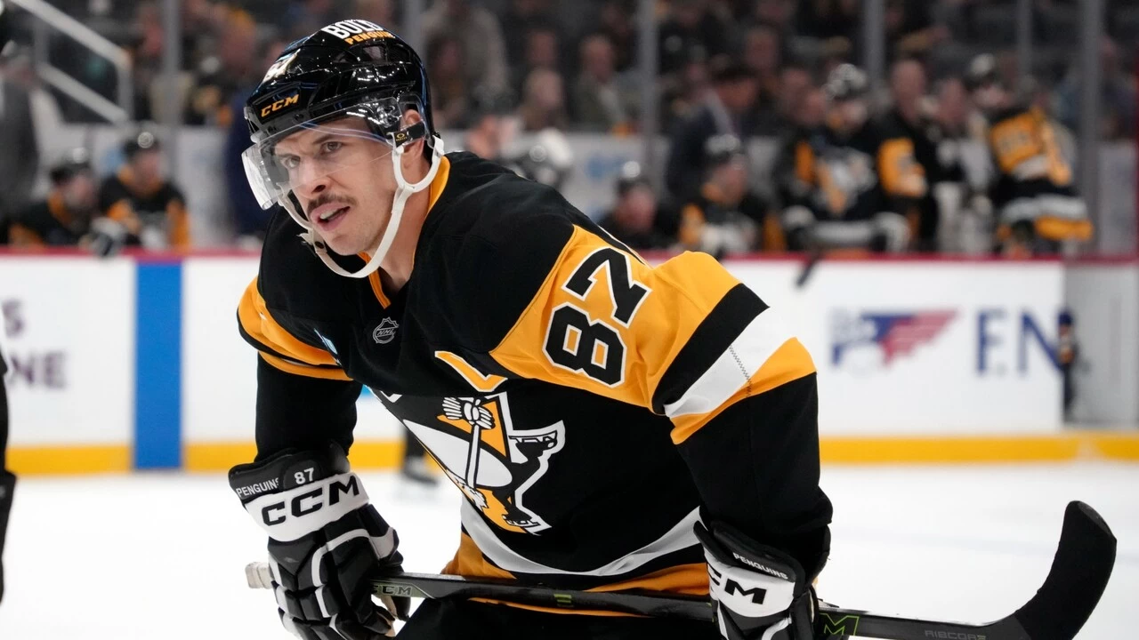 Sidney Crosby tampil luar biasa dengan mencetak satu gol dan dua assist