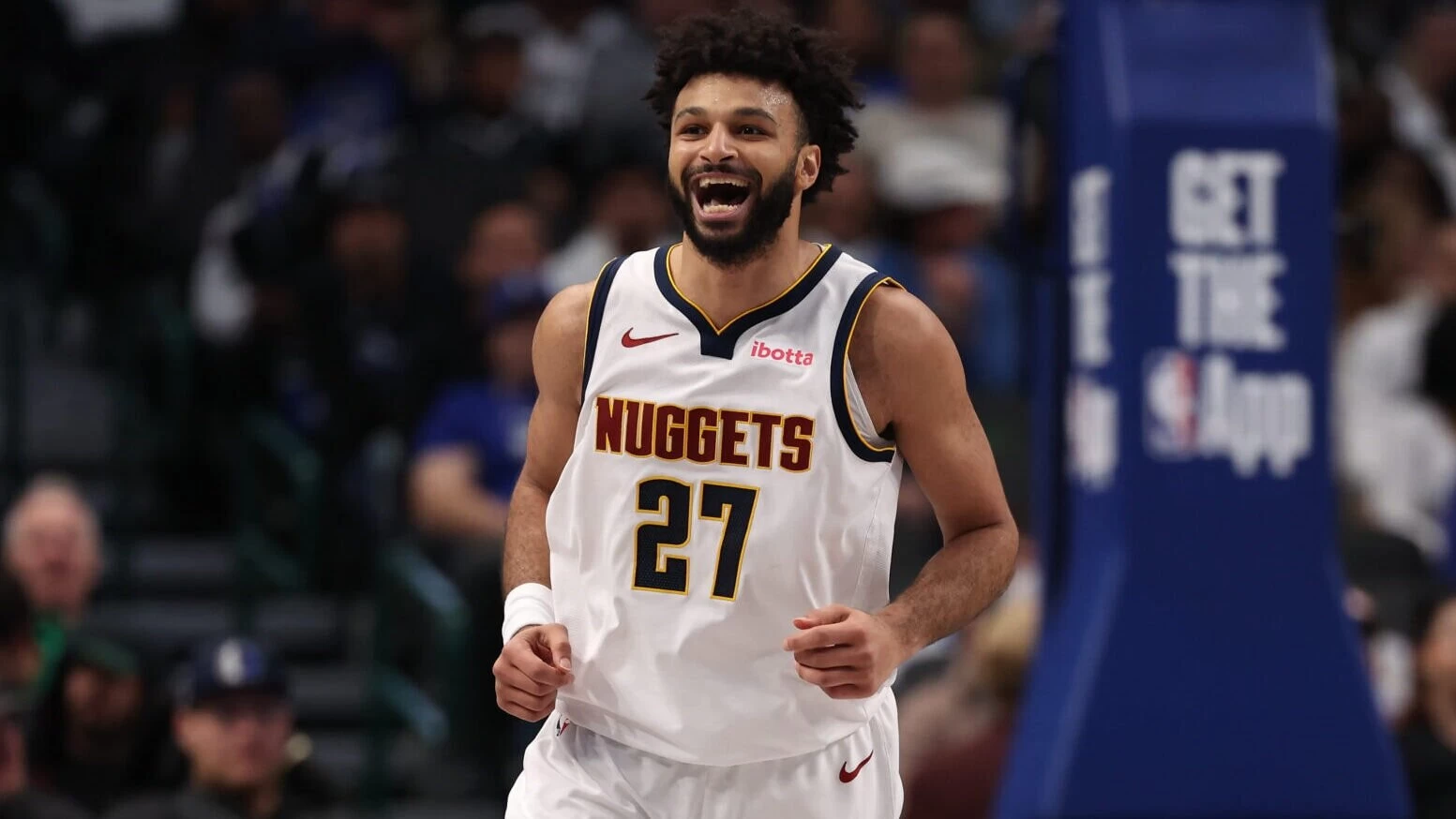 Jamal Murray 45 Poin, Nuggets Hancurkan Mavericks