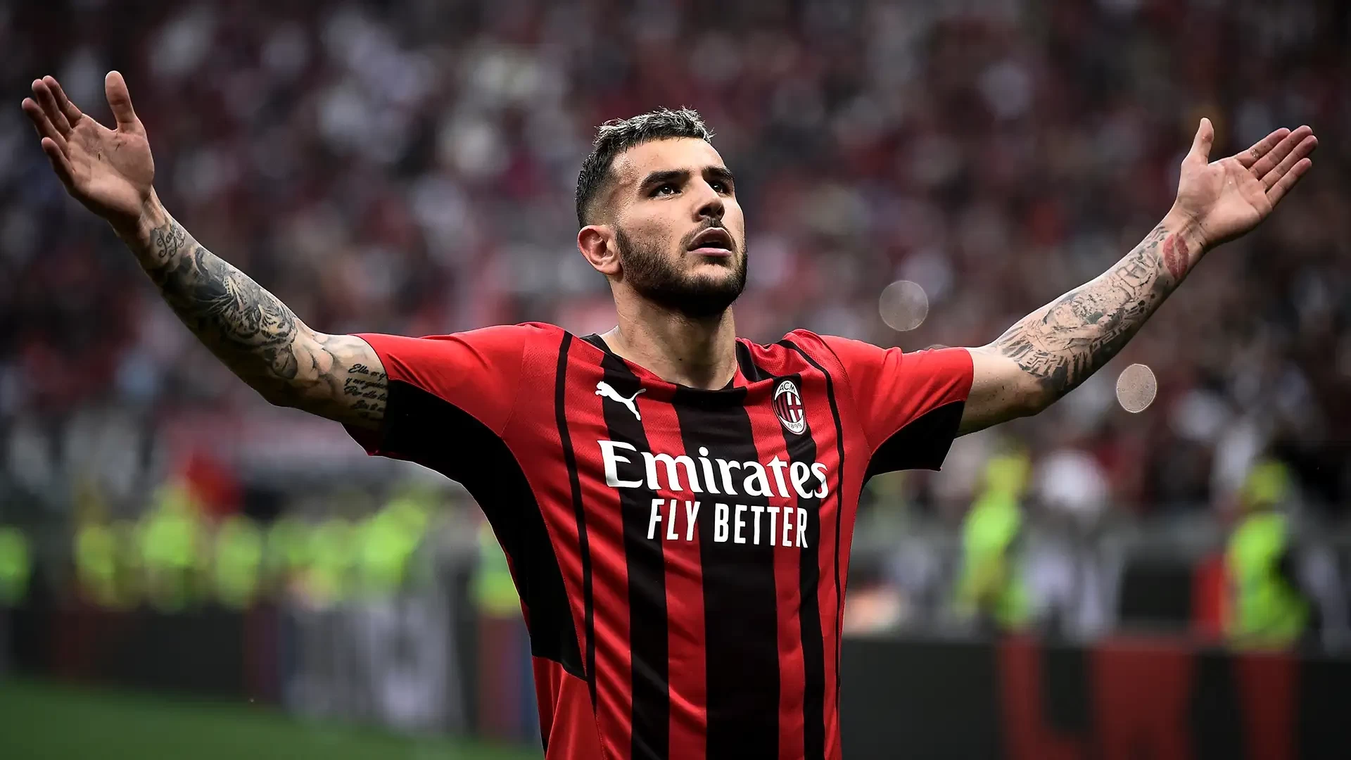 AC Milan Resmi Punya Penerus Paolo Maldini, Theo Hernandez Dilantik Langsung oleh Il Capitano