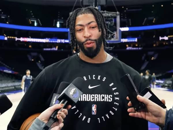 Anthony Davis memecah kebisuannya pada Selasa (4/2) setelah ditukar ke Dallas Mavericks dalam sebuah kesepakatan blockbuster yang membuat Luka Doncic pindah ke Lakers