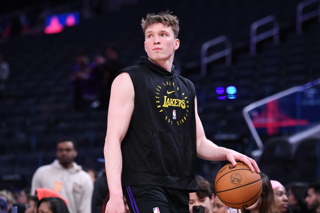 Kisah Dalton Knecht, Ditukar ke Hornets, Terbang ke Detroit, Balik ke LA Lagi