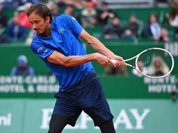 Daniil Medvedev Terhindar Dari Kekalahan Pahit Di Monte Carlo