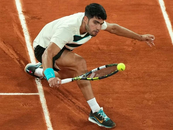 Hasil French Open: Lorenzo Musetti Mundur, Carlos Alcaraz Kembali Ke Final