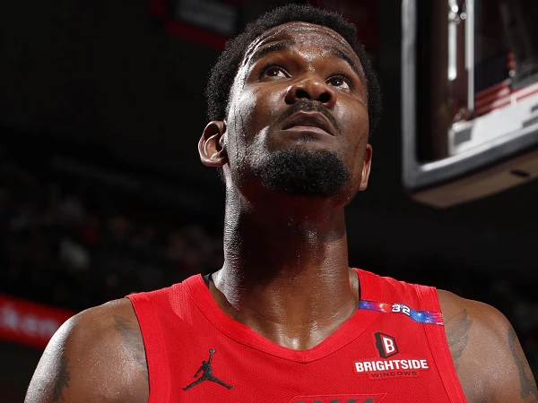 Deandre Ayton Jadikan Kritik Sebagai Bahan Bakar Untuk Lebih Baik