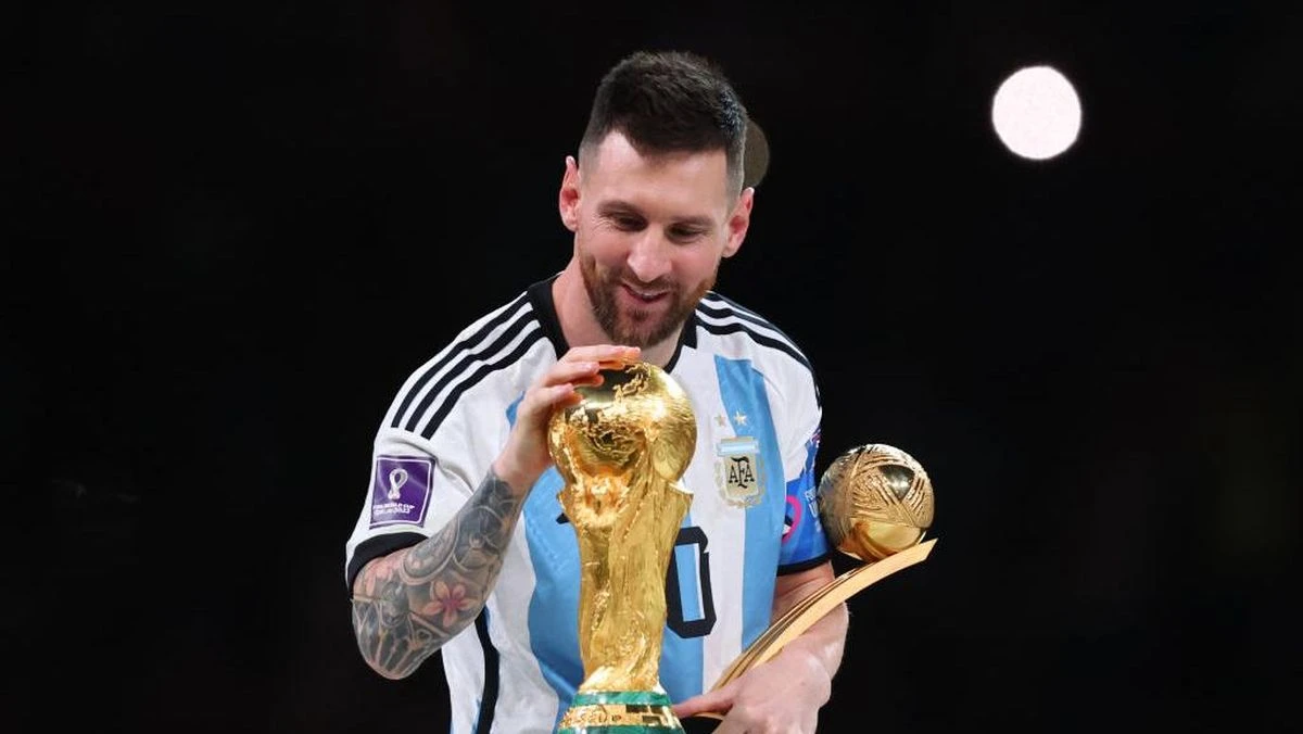 Messi Sudah Juara Piala Dunia, Ronaldo: Hal Normal di Argentina