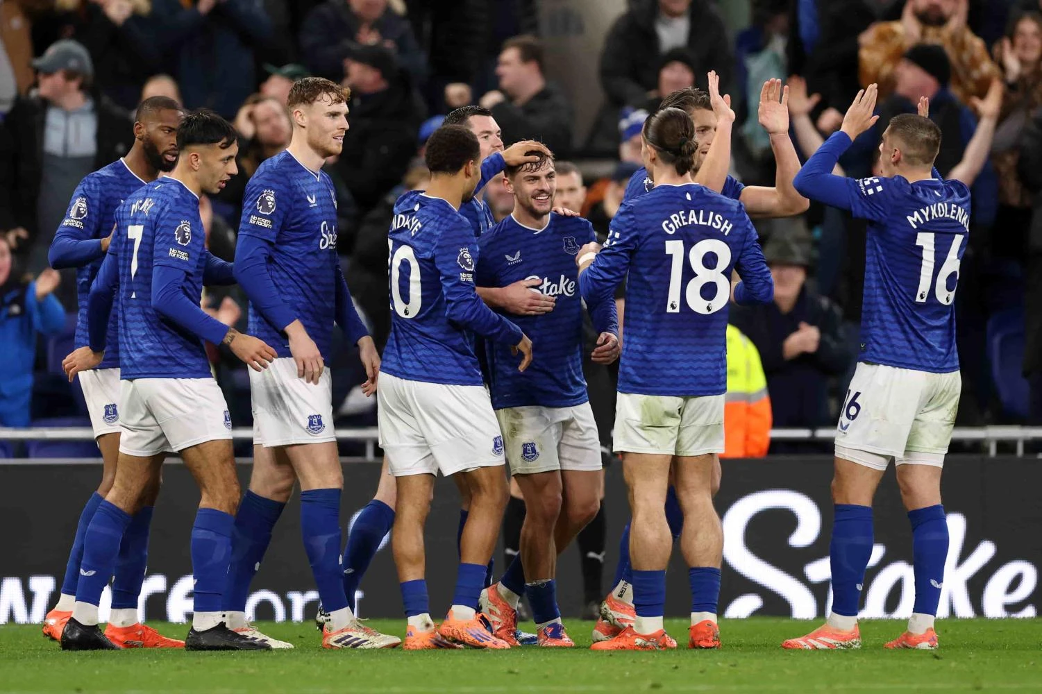 Chelsea Tampil Dominan, Everton Tak Berdaya di Stamford Bridge